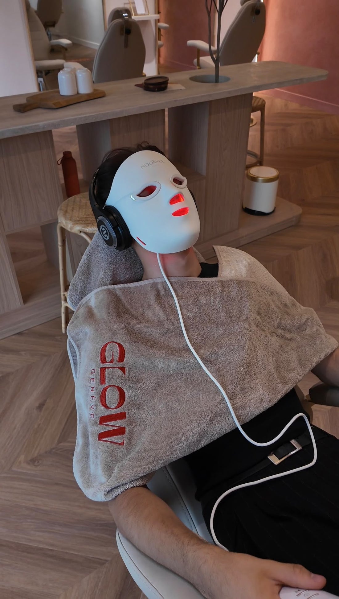 Masque LED visage : quels bienfaits pour la peau ?